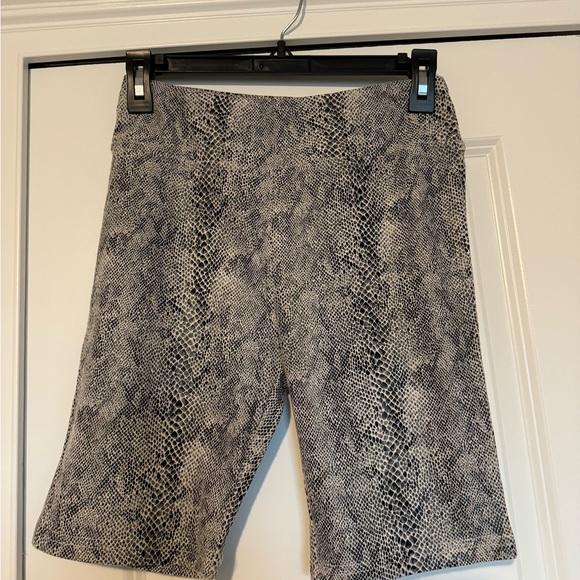 She + Sky snake print bike shorts - Picture 5 of 5